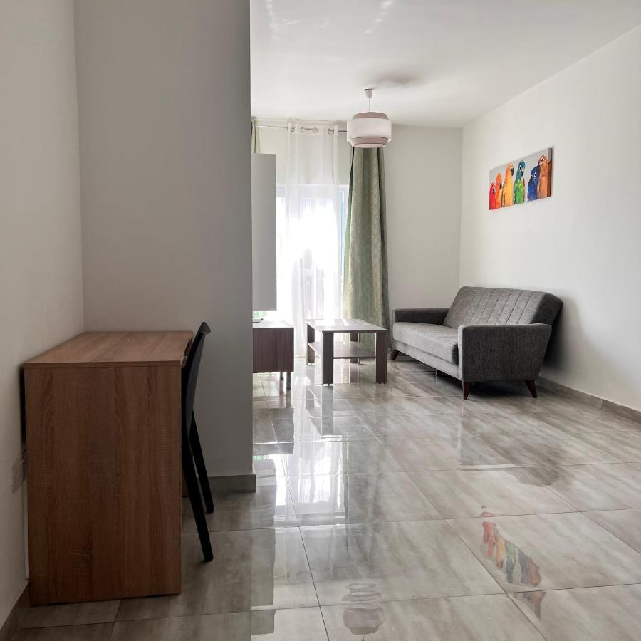F5 Room 1, Private Double Room With Private Bathroom And Balcony In Shared Flat Мсида Екстериор снимка